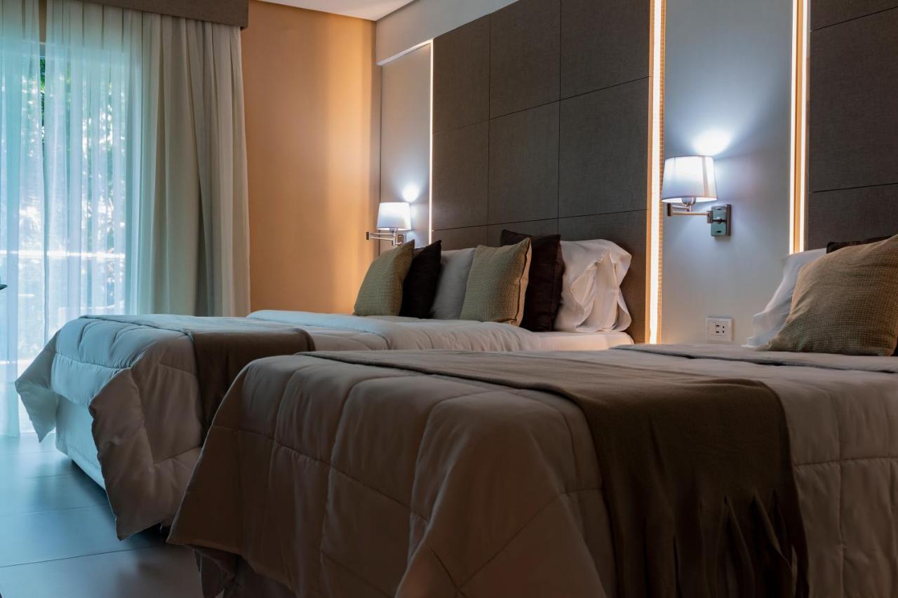Hotel Los Alpes Cipreses Асунсьйон Екстер'єр фото